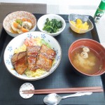 炙り秋刀魚丼03